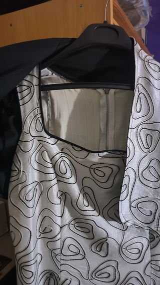 Traje Sevillana Blanco-Negro