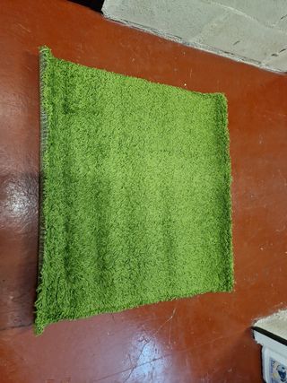 Alfombra verde suave