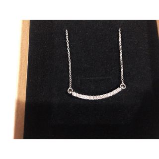 Collar de H&M con circonitas