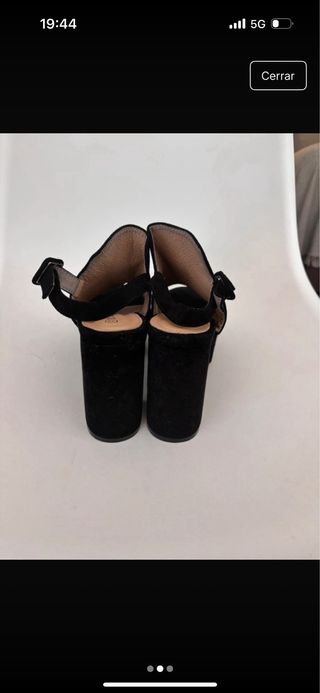 Zapatos tacón negros abiertos