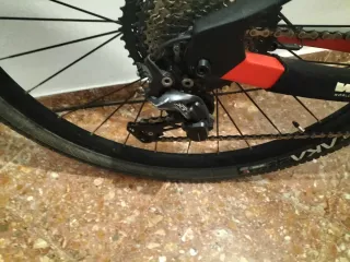Bicicleta eléctrica carbono talla S ( Negociables)