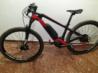 Bicicleta eléctrica carbono talla S ( Negociables)