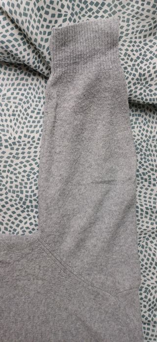 Jersey Pull&Bear gris - Talla M