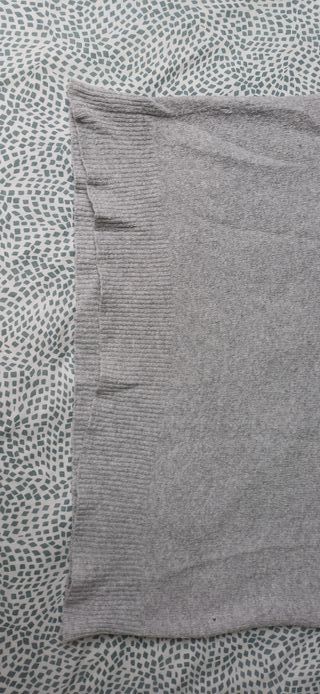 Jersey Pull&Bear gris - Talla M