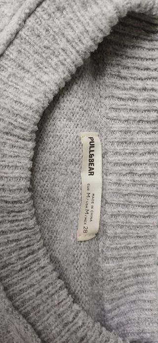 Jersey Pull&Bear gris - Talla M