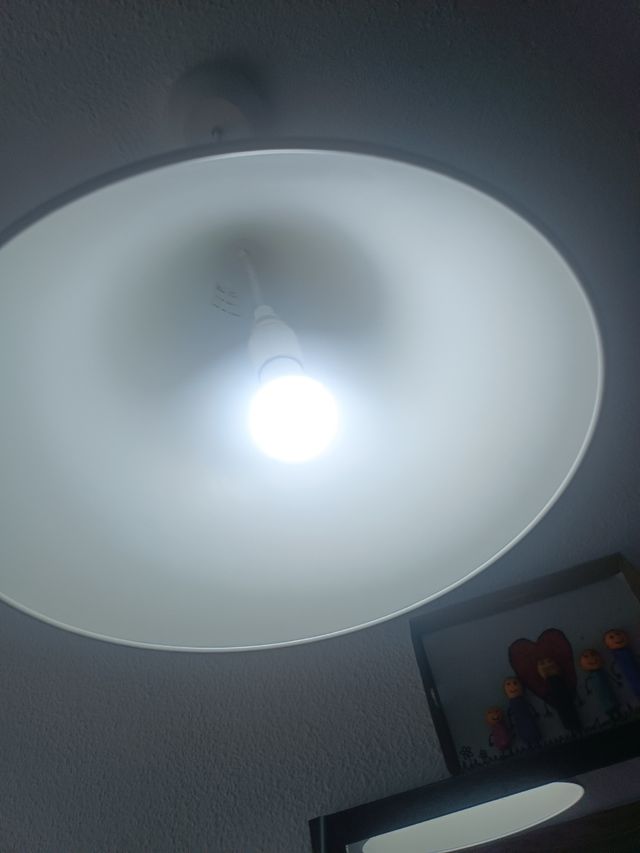 Lámpara colgante blanca