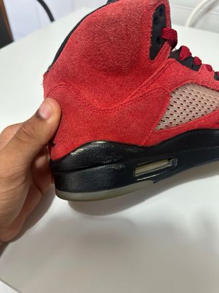 Jordan 5 Retro Raging Bull Scarpe