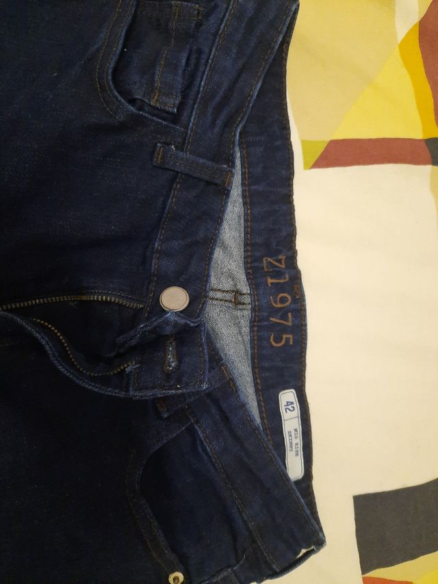 Vaqueros Zara - Talla XL (42)