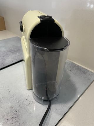 Cafetera Nespresso Inissia crema