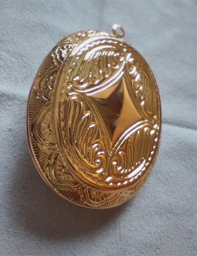 Medallón porta fotos camafeo vintage