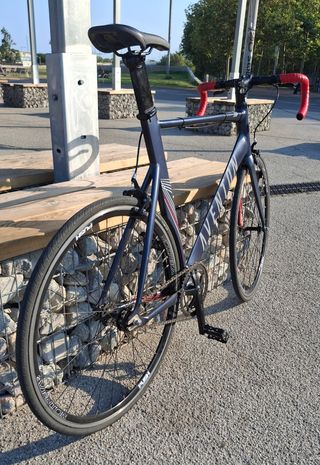 Aventon Mataro talla 61