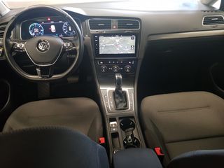 Volkswagen Golf VII berlina e-Golf 35kwh1