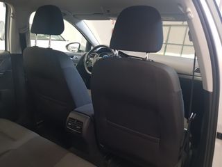 Volkswagen Golf VII berlina e-Golf 35kwh1