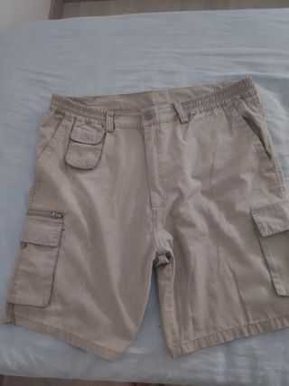 Bermudas Cargo Beige Hombre