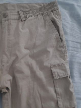Bermudas Cargo Beige Hombre