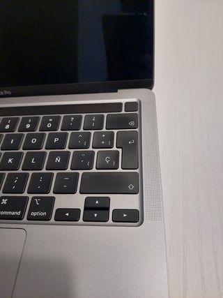 MacBook Pro 2020 i7 16GB RAM 500GB