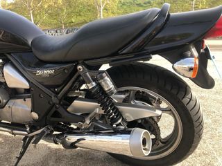 Kawasaki Zephyr 1100 - Histórica