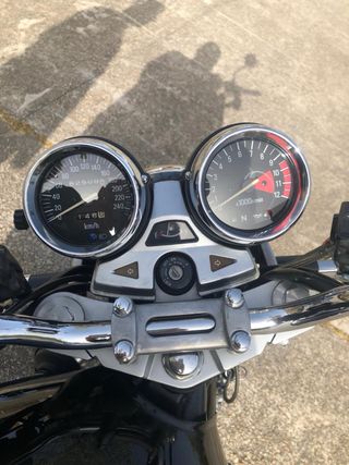Kawasaki Zephyr 1100 - Histórica