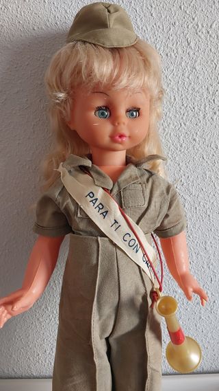 Muñeca años 70 mili Española