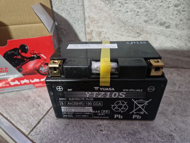 Batería Yuasa YTZ10S Moto