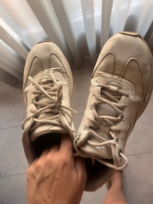 Zapatillas Puma blancas - usadas