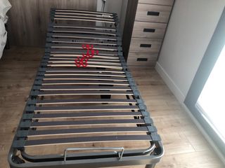 Cama articulada eléctrica 200 € (dos disponibles)