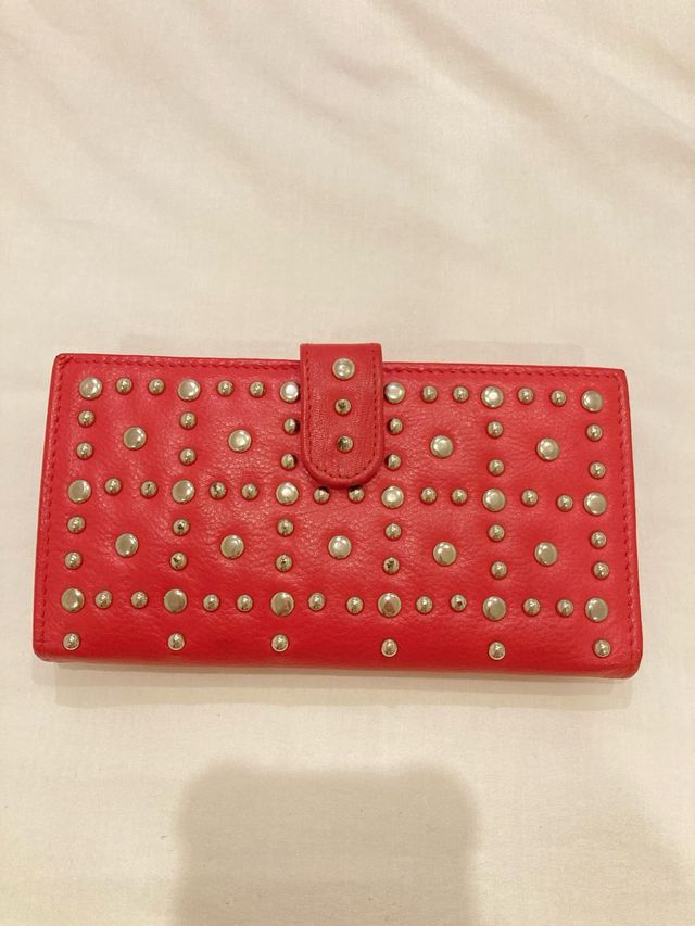 Cartera monedero tachuelas