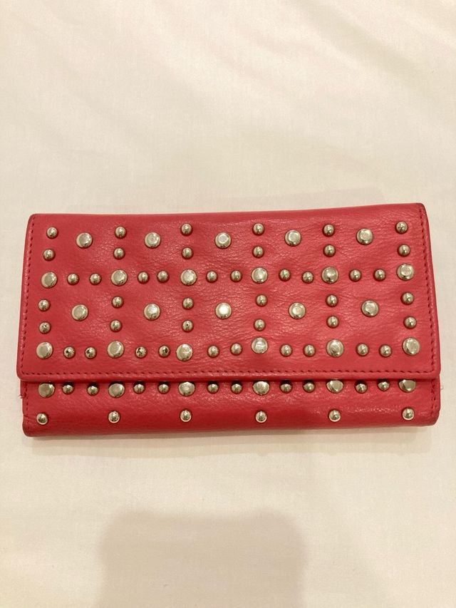 Cartera monedero tachuelas