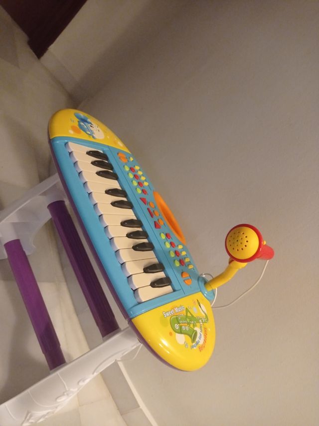 Piano Infantil con Micrófono