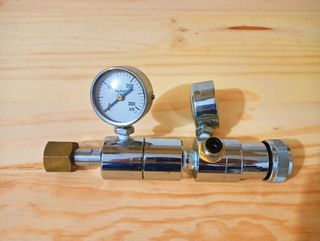 Regulador Manometro W21.8 x1/14"