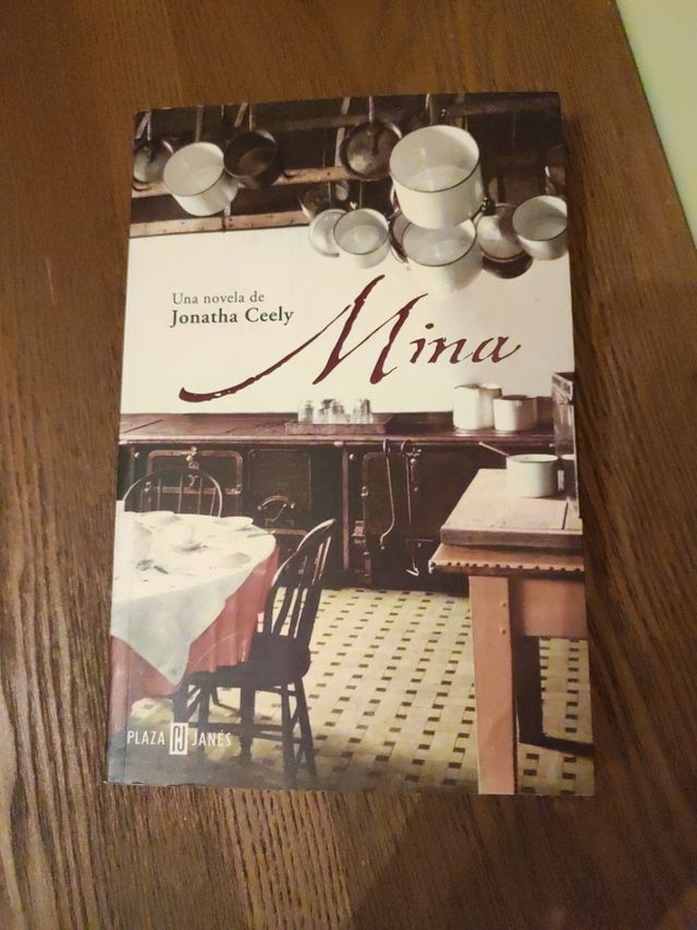 Mina  (Spanish Edition)