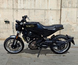 Husqvarna svartpilen 401