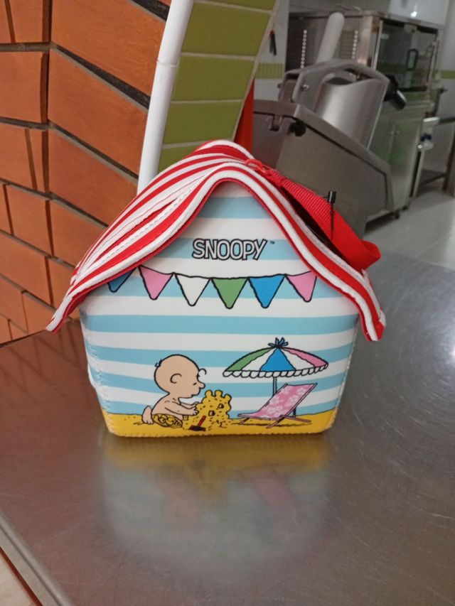Neceser Snoopy playa Mercadona