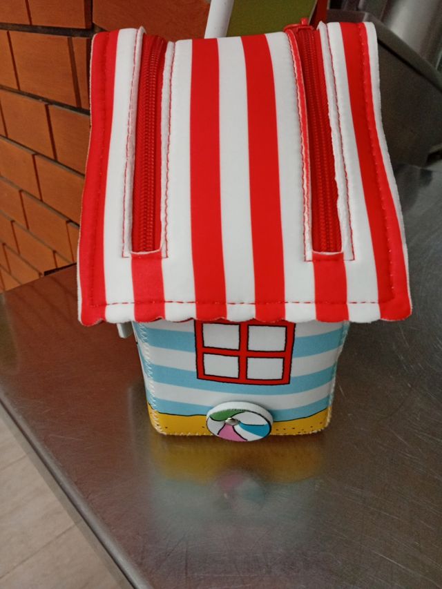 Neceser Snoopy playa Mercadona