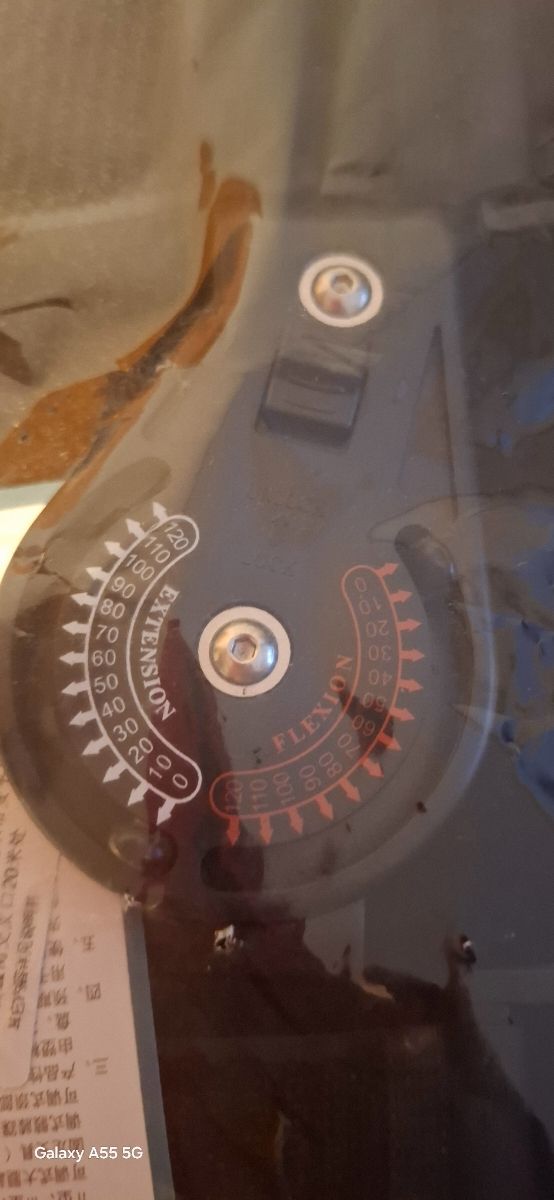 Rodillera ortopédica regulable