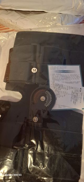 Rodillera ortopédica regulable