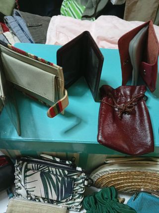 14 Carteras y Tarjeteros Variados
