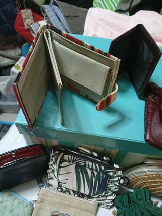 14 Carteras y Tarjeteros Variados