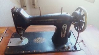 Máquina coser SIGMA antigua