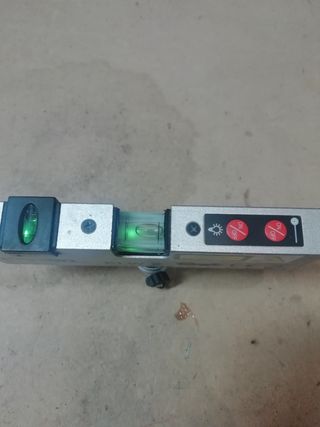 Nivel láser aluminio PLW2