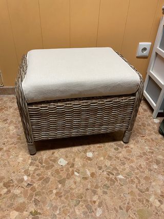 Sillón jardín mimbre mas reposapiés