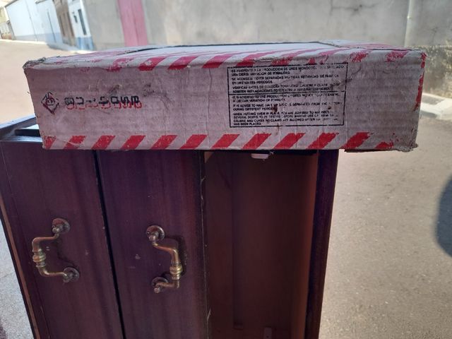 9 Gutiosa Gres Cerâmica 33x33