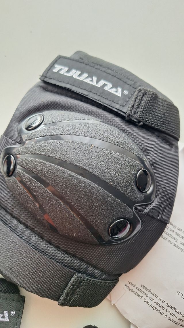 Rodilleras, muñequerasy coderas patinaje TULLAVA
