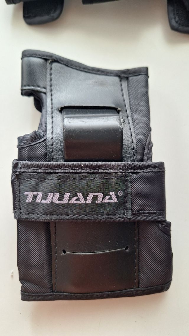 Rodilleras, muñequerasy coderas patinaje TULLAVA
