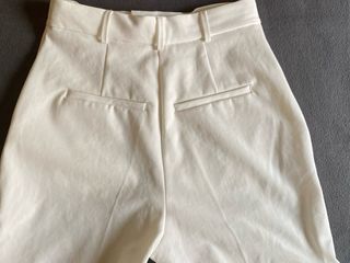 Pantalones H&M blancos, tiro alto