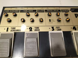 Ibanez PUE5 Tube: Pedalera Multiefectos Vintage