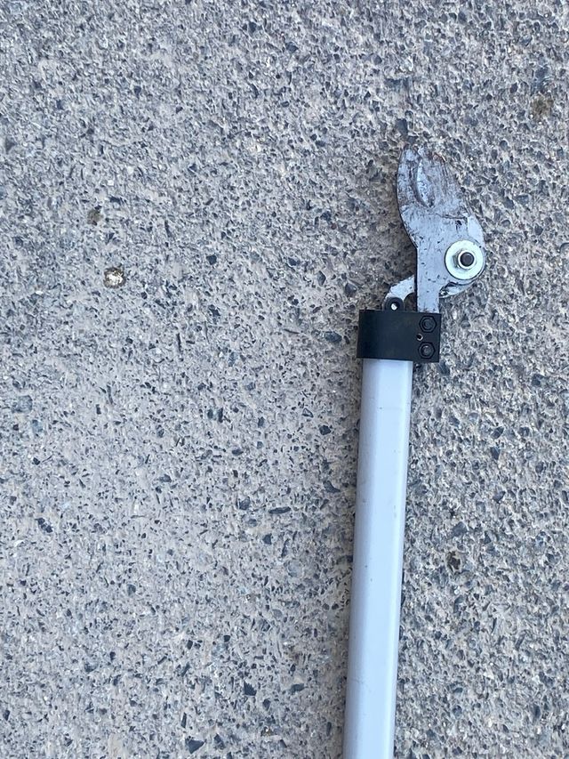 Tijeras podar con pértiga.