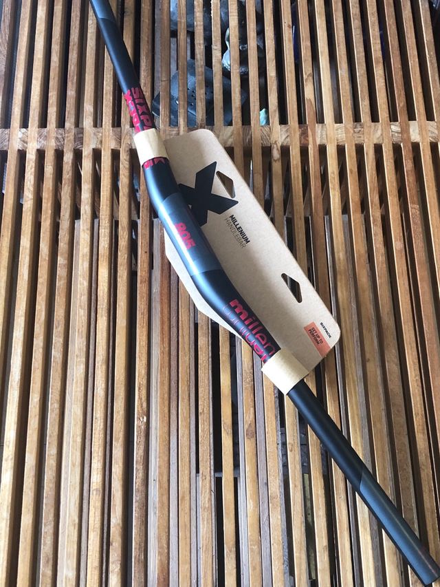 Guidão Sixpack Millenium Carbono MTB 80,5x35x20