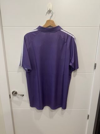 Camiseta Morada futbol