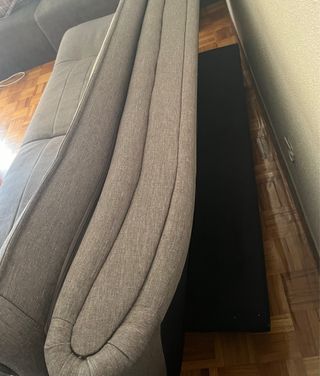 Sofá cama gris - Cómodo y práctico